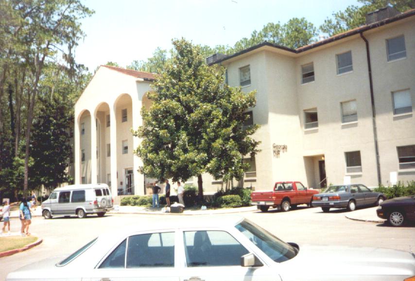 Georgia_hall.JPG (81503 bytes)